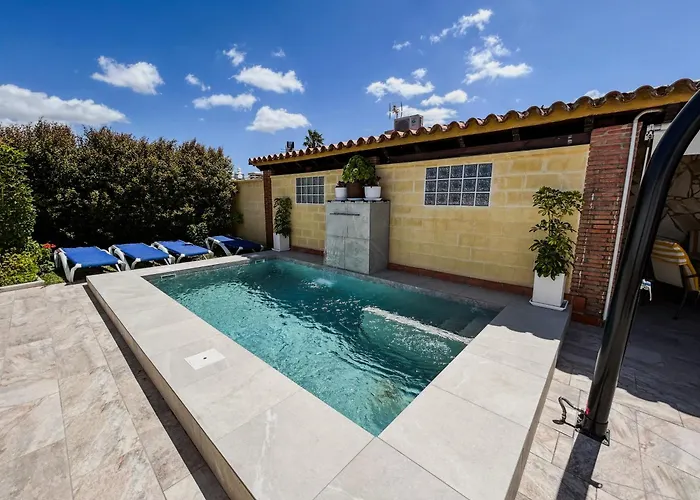 Rosal- Solo Familias Y Parejas Lantställe Conil De La Frontera