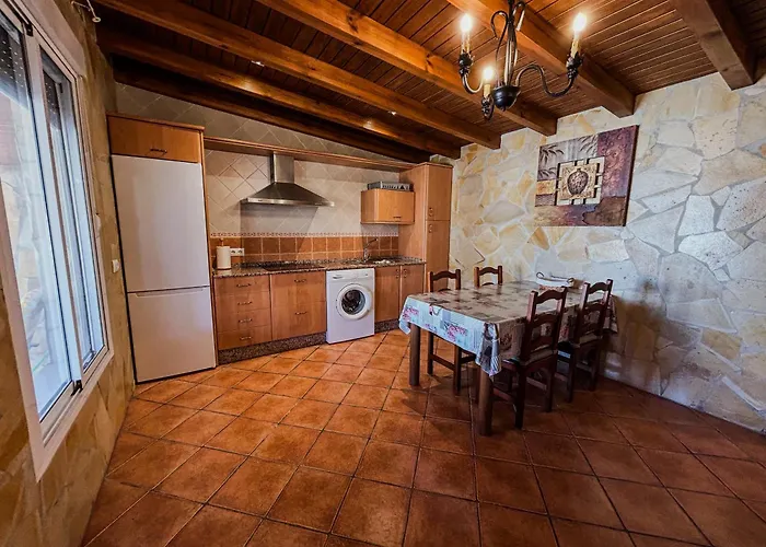 Lantställe Rosal- Solo Familias Y Parejas