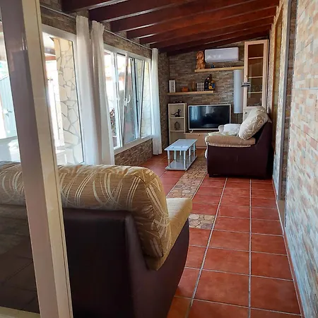 Rosal- Solo Familias Y Parejas * 科尼尔-德拉弗龙特拉