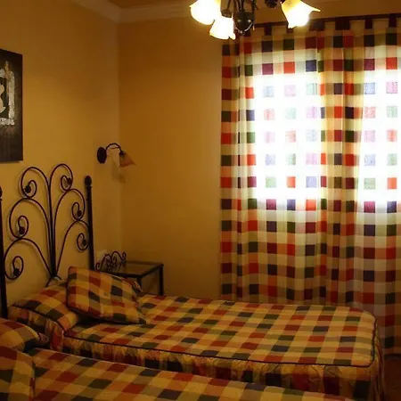 Venkovský dům Rosal- Solo Familias Y Parejas *