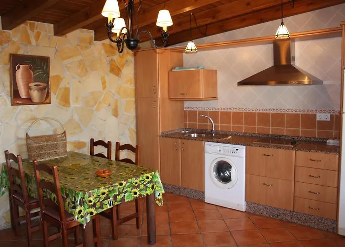 乡村民宿 Rosal- Solo Familias Y Parejas 科尼尔-德拉弗龙特拉