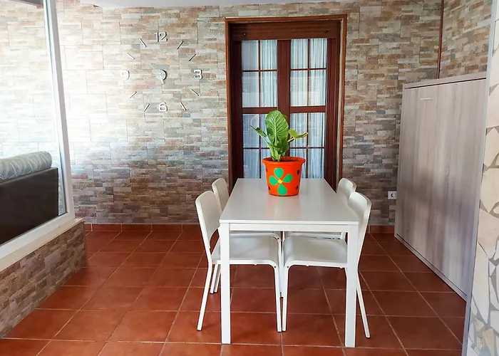 乡村民宿 Rosal- Solo Familias Y Parejas 科尼尔-德拉弗龙特拉