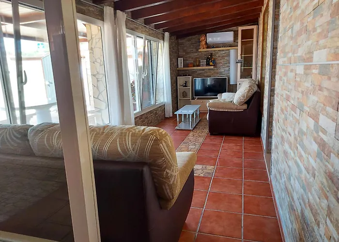 Rosal- Solo Familias Y Parejas * 科尼尔-德拉弗龙特拉